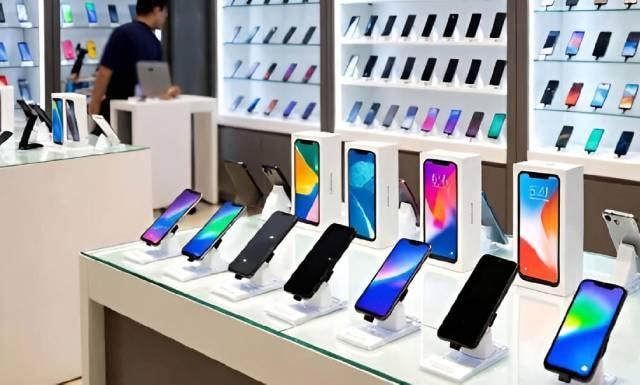 আমদানি শুল্ক কমল ৬০ শতাংশ, দাম কত কমবে স্মার্টফোনের