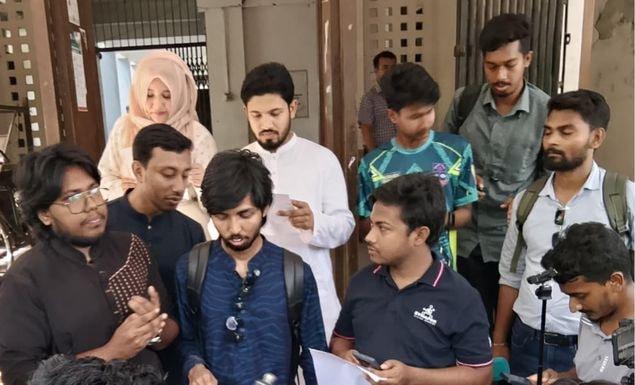 ছাত্রদল নেতার বিরুদ্ধে হেনস্তা ও হুমকির অভিযোগ ডাকসু নেতা মুসাদ্দিকের