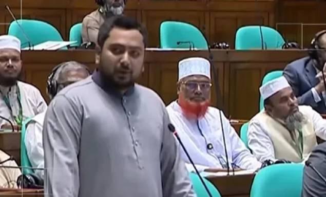 রাষ্ট্রপতিকে অপসারণ ও গ্রেপ্তার করতে হবে: নাহিদ ইসলাম