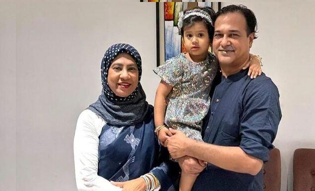 ৩৪ বছরের দাম্পত্যে স্ত্রীকে কৃতিত্ব দিলেন আসিফ আকবর