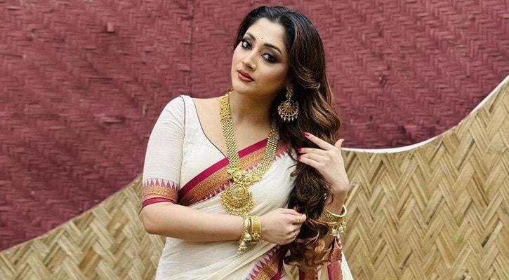 পূজা চেরির নীরব বাগদান নিয়ে শোবিজে নতুন গুঞ্জন