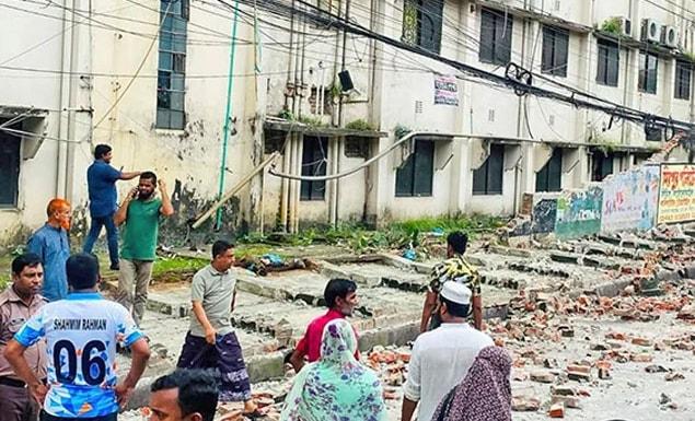 মিরপুরে কলেজের সীমানা প্রাচীর ধস: নিহত ২, আহত অন্তত ৭