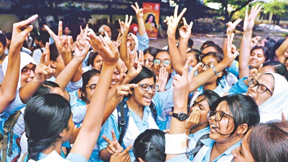 এসএসসি পরীক্ষার ফল প্রকাশ