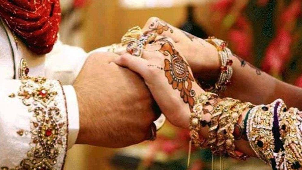 স্বামী-স্ত্রীর বয়সের ব্যবধান ‘কমবেশি’ কত হওয়া উচিত?
