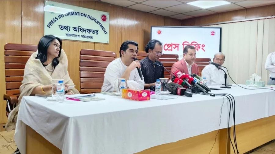 ‘আমি এখানে তথ্যমন্ত্রী হিসেবে, কারও আত্মীয় হিসেবে নয়’