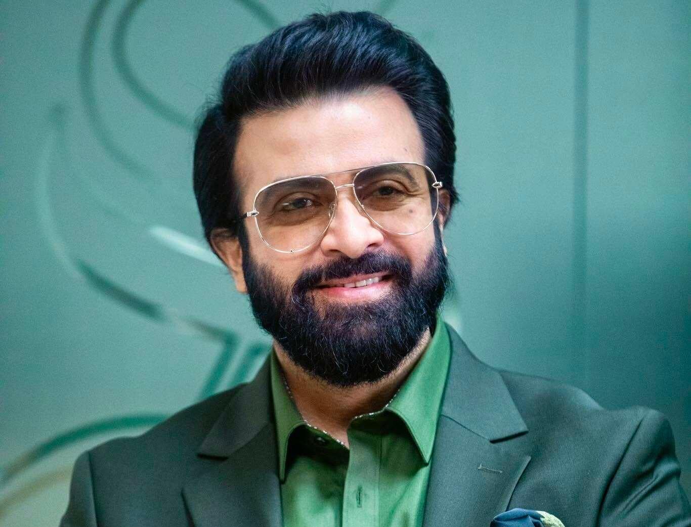 দুই মাসের যুক্তরাষ্ট্র সফর শেষে দেশে ফিরেছেন শাকিব খান