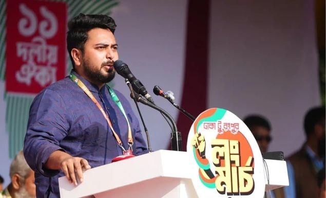 ব্যানার, ফেস্টুন ছিঁড়ে লং মার্চের গণজোয়ার বন্ধ করা সম্ভব নয়