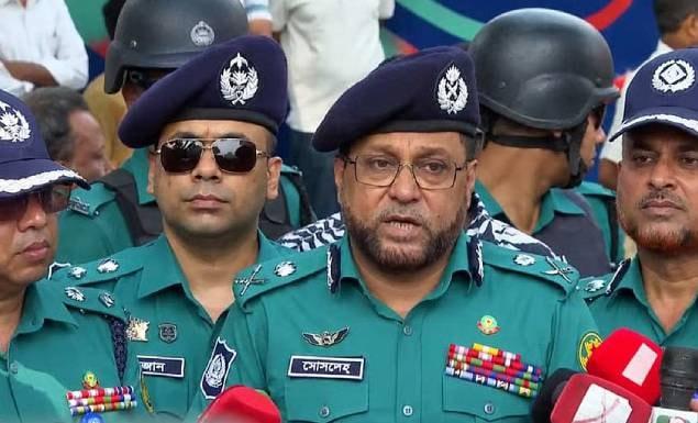 গুলিস্তান-ফুলবাড়িয়া বাস টার্মিনাল ৩ মাসের মধ্যে যাচ্ছে কেরানীগঞ্জ: ডিএমপি কমিশনার