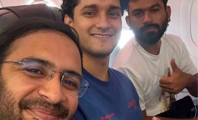 ককরোচ পার্টির শীর্ষ নেতারা ১০ ঘণ্টা ধরে নিখোঁজ