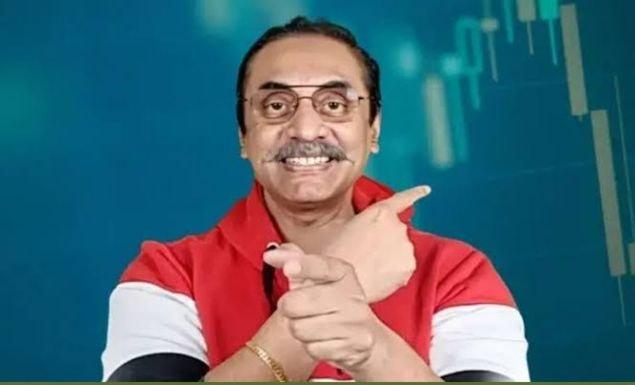পিএইচডি ডিগ্রি অর্জন করলেন পিনাকী ভট্টাচার্য