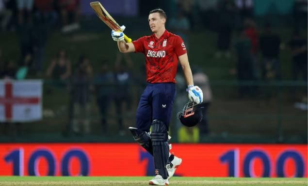 পাকিস্তানকে খাদের কিনারায় রেখে ইংল্যান্ডকে টি-টোয়েন্টি বিশ্বকাপের সেমিতে তুললেন ব্রুক