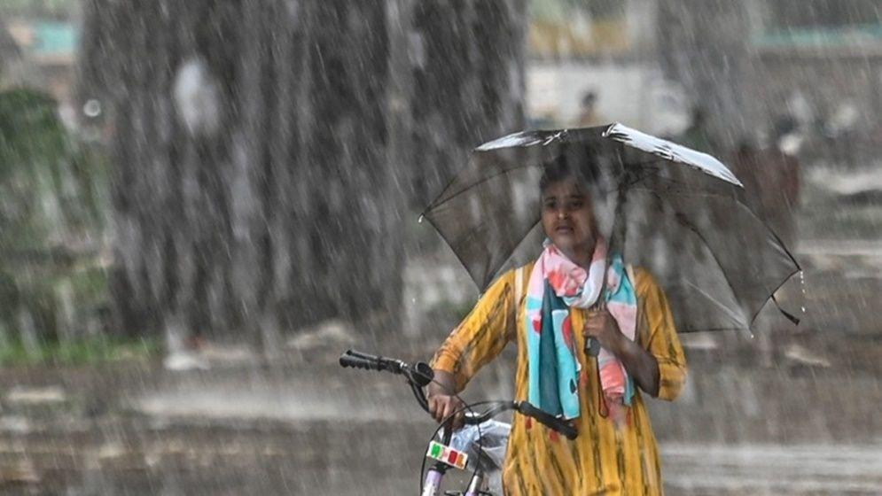 ঢাকাসহ ১৯ অঞ্চলে ঝড়বৃষ্টির আভাস