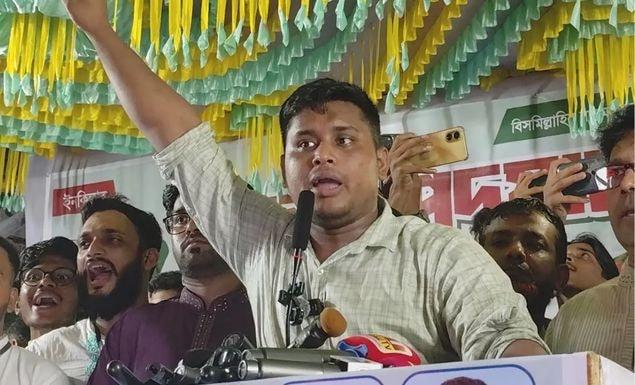 ‘রাজনীতিকে দুর্বৃত্তের হাত থেকে মুক্ত করতে হবে’