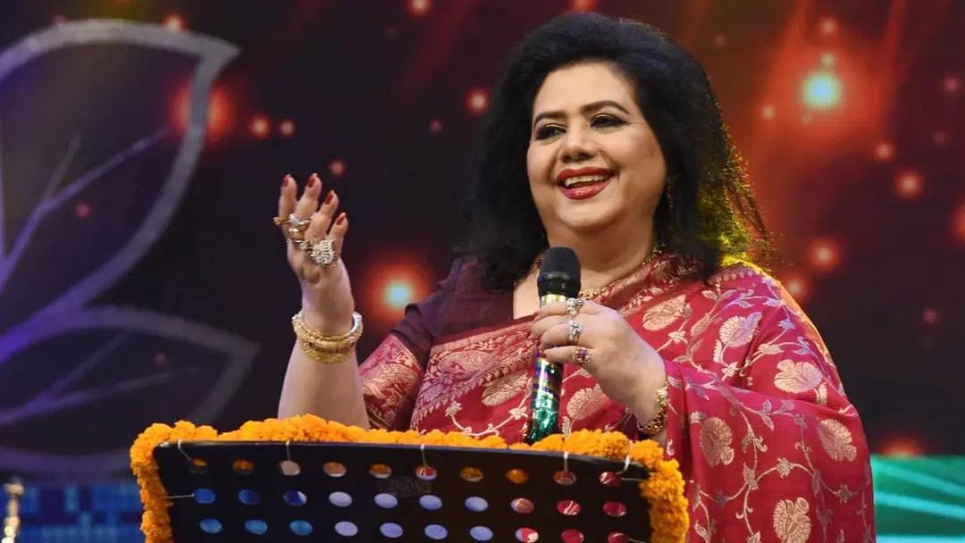 ৬২ বছরের ক্যারিয়ারে প্রথমবার শিল্পকলার মঞ্চে একক কনসার্টে রুনা লায়লা