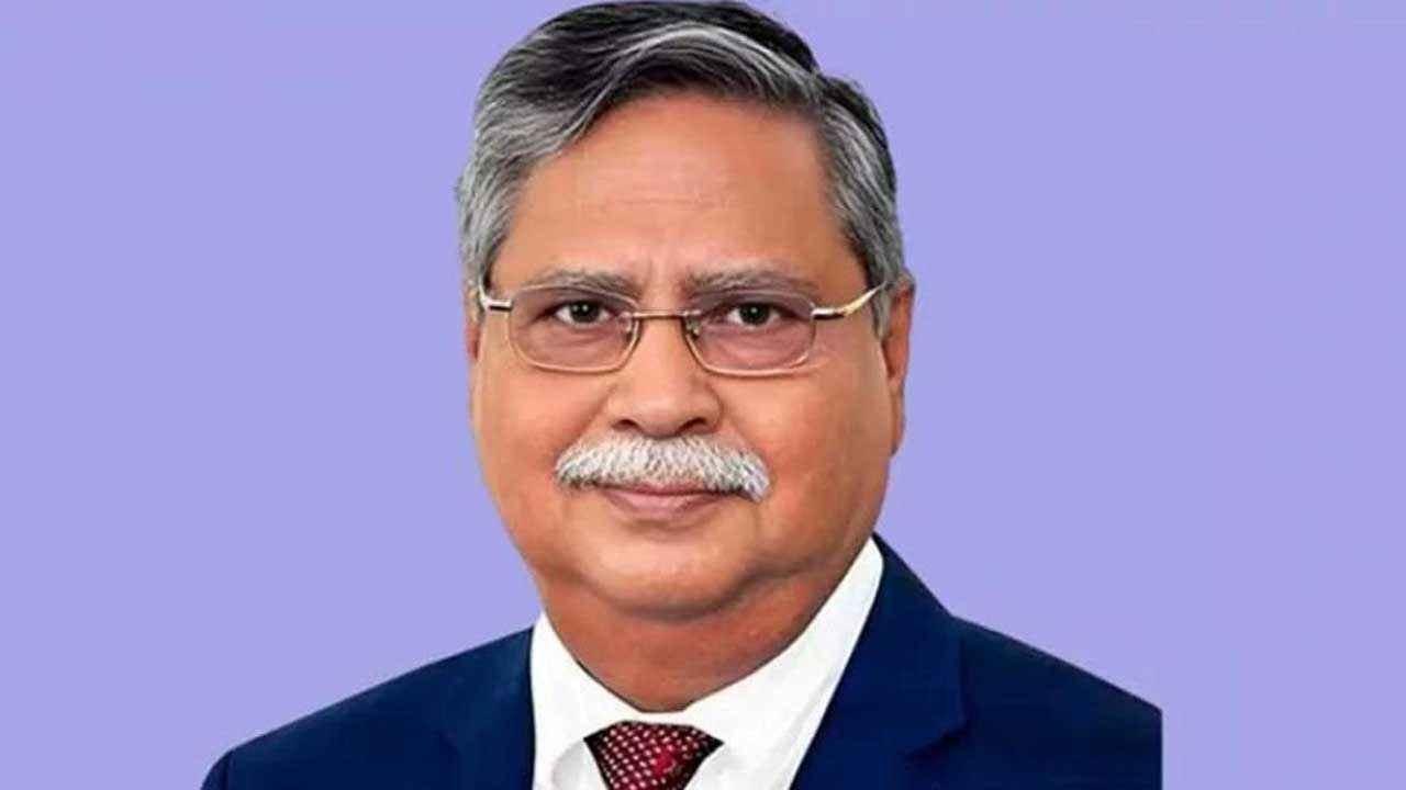 রাষ্ট্রপতির পদত্যাগের আলোচনা তুঙ্গে