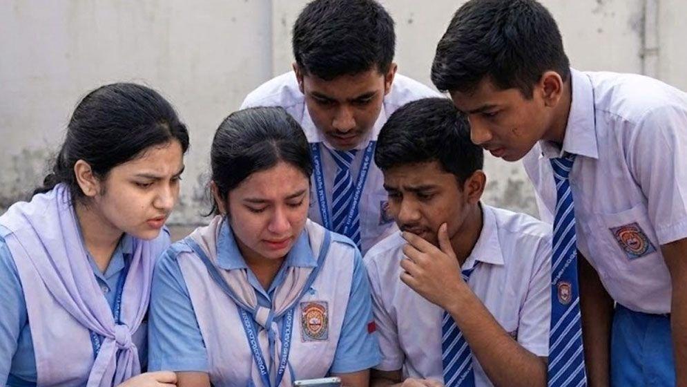 এসএসসির খাতা চ্যালেঞ্জ