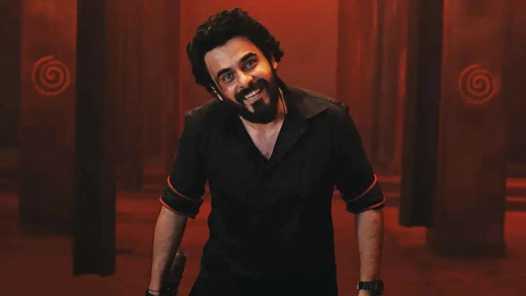 আন্ধার’ সিনেমায় ‘দেলোয়ার’ চরিত্রে সিয়াম আহমেদের ফার্স্ট লুক