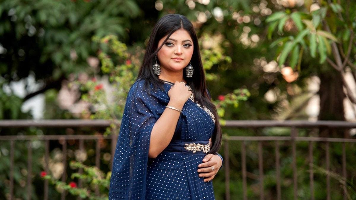 নতুন প্রজন্মের শিল্পীদের সঙ্গে নিয়মিত কাজ করে যাচ্ছেন সালমা