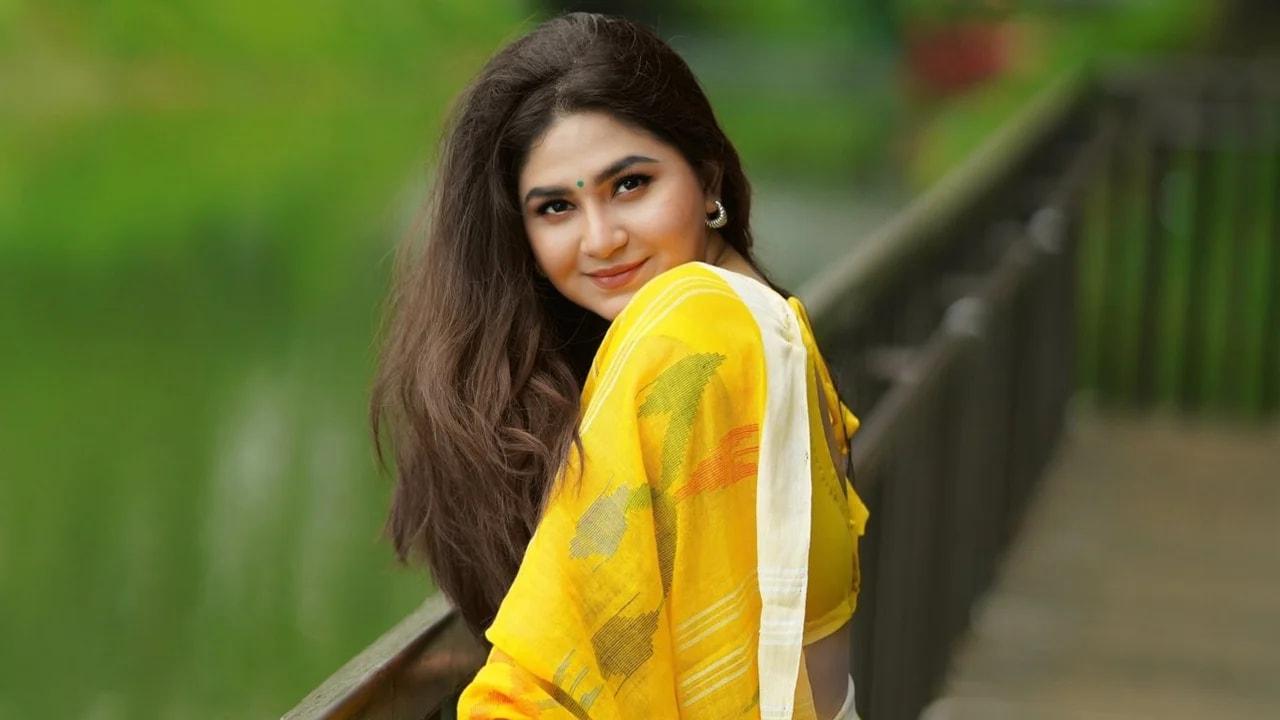 বৈচিত্র্যময় চরিত্রেই দীর্ঘ পথ চলতে চান স্পর্শিয়া