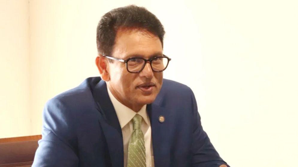 শিক্ষামন্ত্রী জানিয়েছেন জানুয়ারিতে নতুন বই, ইউনিফর্ম ও শিক্ষা উপকরণ পাবে প্রাথমিক-মাধ্যমিকের শিক্ষার্থীরা।
